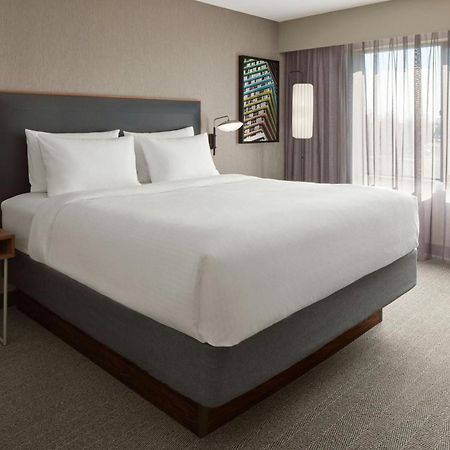 Courtyard By Marriott Mississauga-Airport Corporate Centre West Otel Dış mekan fotoğraf