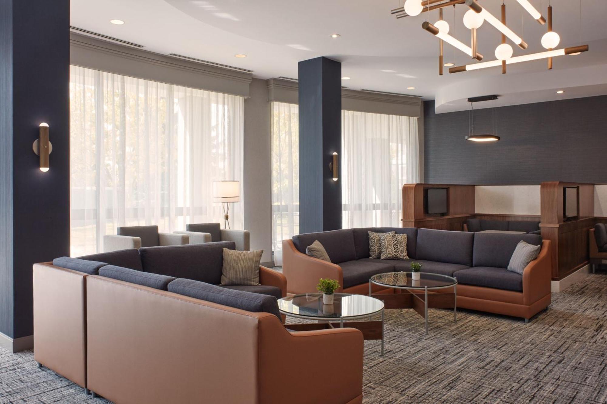 Courtyard By Marriott Mississauga-Airport Corporate Centre West Otel Dış mekan fotoğraf