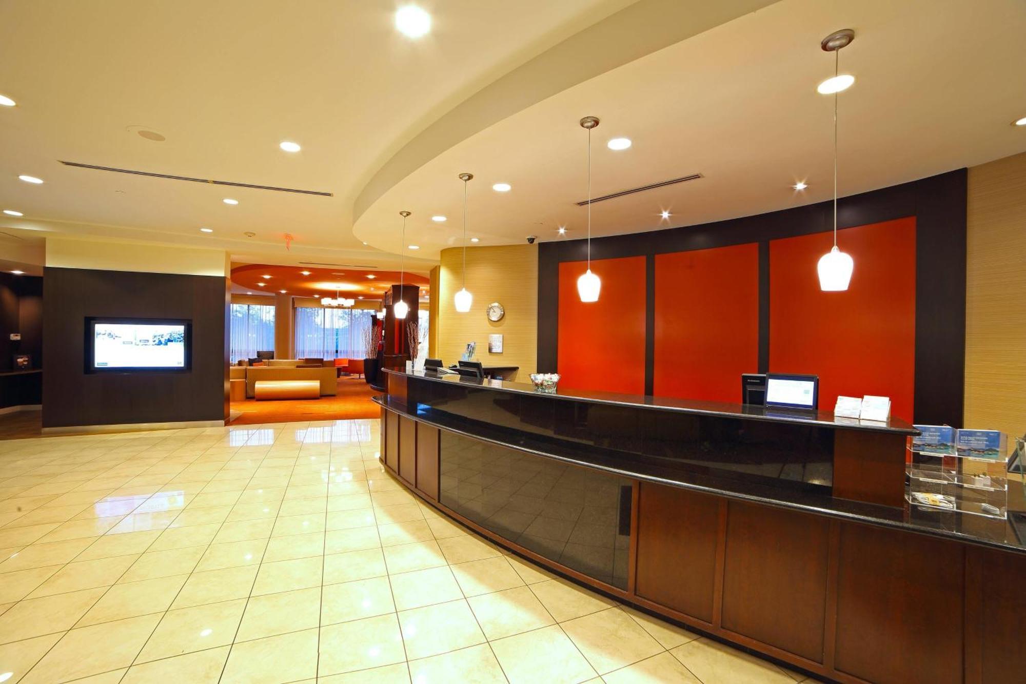 Courtyard By Marriott Mississauga-Airport Corporate Centre West Otel Dış mekan fotoğraf