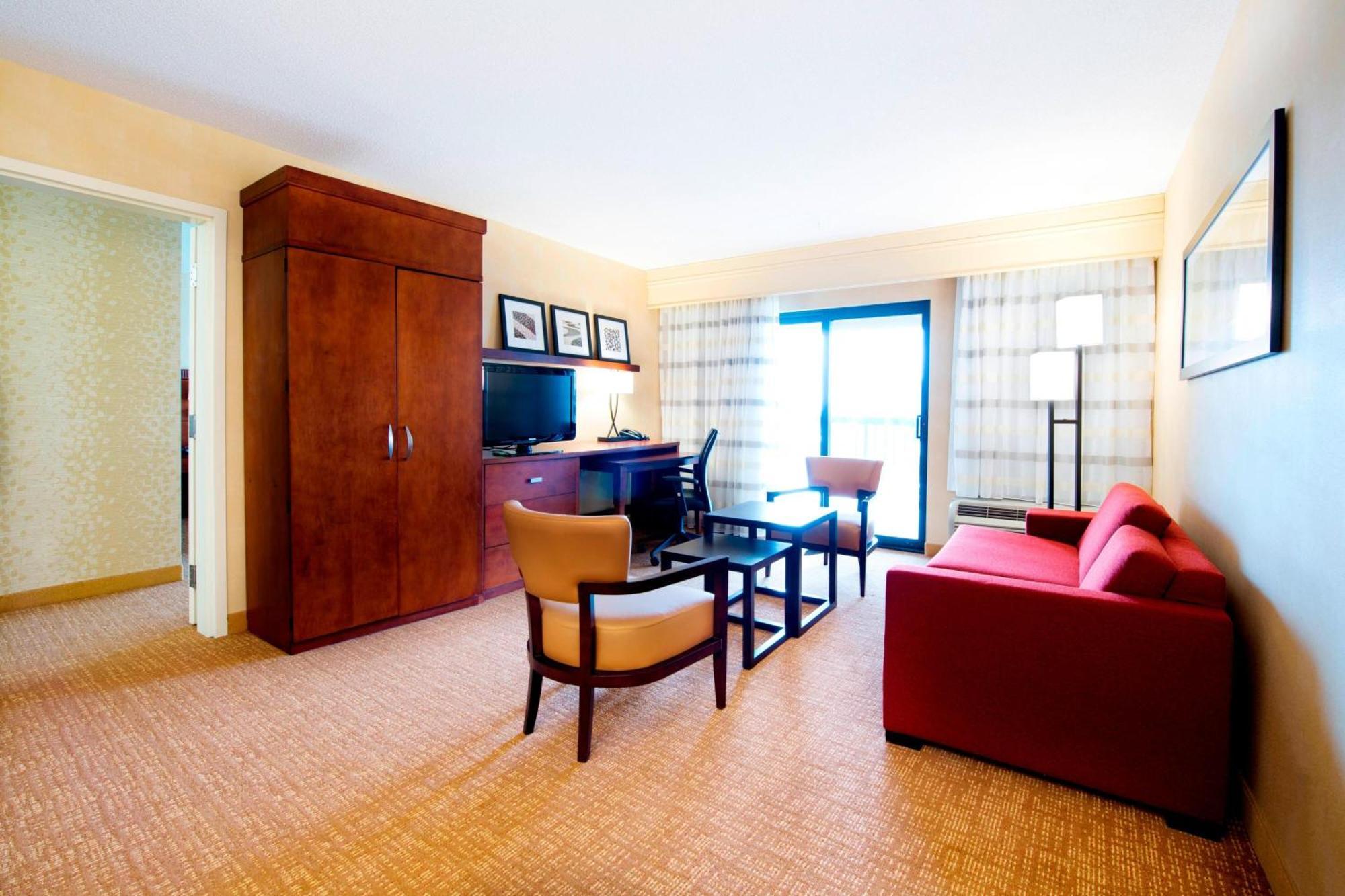 Courtyard By Marriott Mississauga-Airport Corporate Centre West Otel Dış mekan fotoğraf